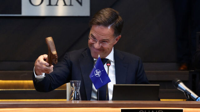 Абсолютно ясно е ако искаме да запазим сегашното ниво на