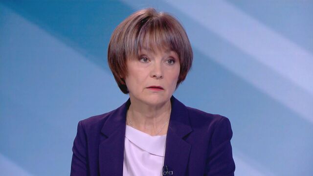  Затова че съратниците на Ахмед Доган поискаха отлагане на изборите