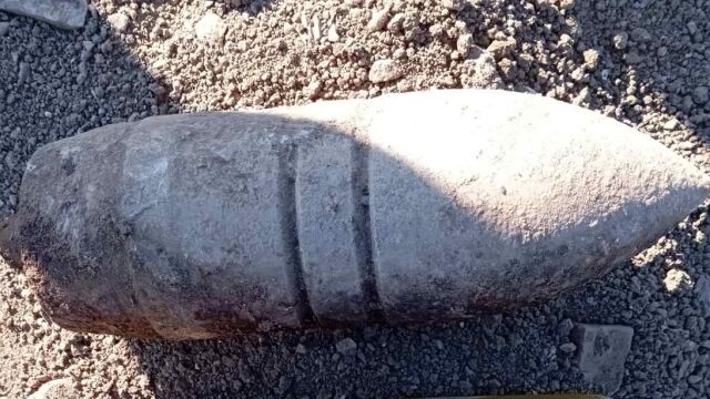 Специализиран екип от Сухопътните войски успешно унищожи опасен боеприпас открит