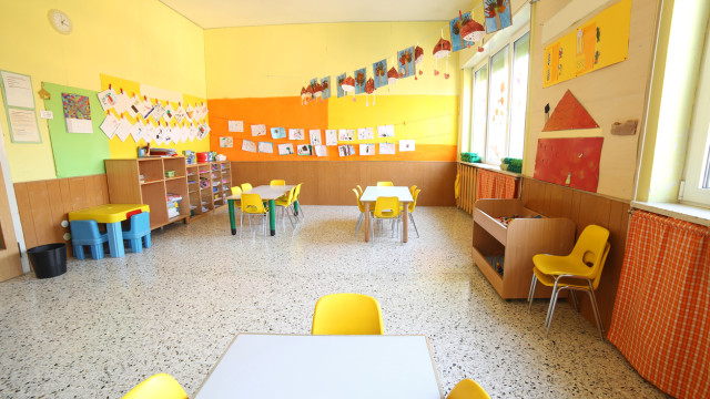 Обявяват свободните места в детски градини ясли и подготвителни групи