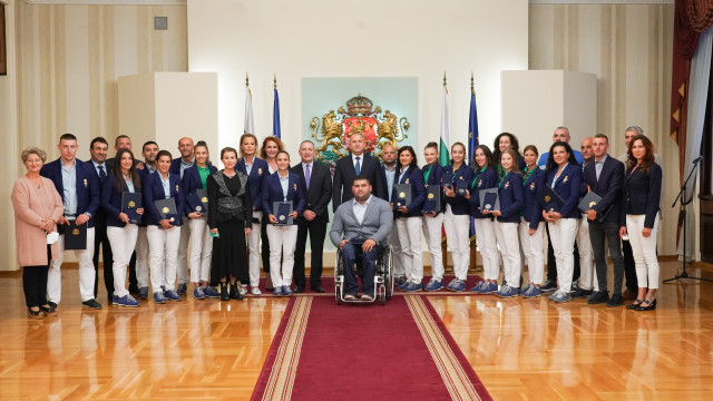 Президентът Радев връчи Почетен знак на медалистите от Токио (ВИДЕО)