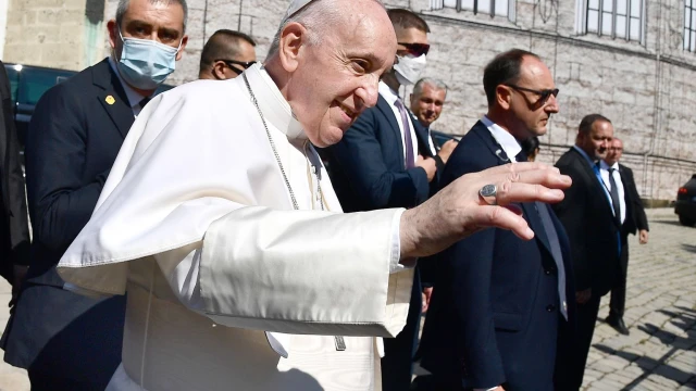 Папа Франциск заяви че се е отказал от планираната среща