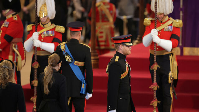 Светът се събира в Лондон в памет на Елизабет II