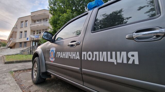 Отстраняват трима полицаи позволили на заподозрените за убийството на Кирил