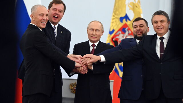 Руският президент Владимир Путин обяви за част от Русия четирите