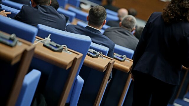 Очаква се среща в Народното събрание между премиера Николай Денков