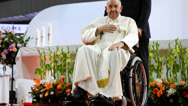Папа Франциск призова религиозните общности по света за диалог помежду