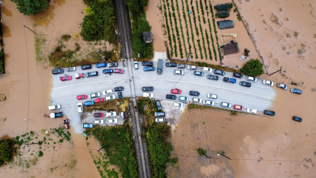 Кадри от дронове заснети в четвъртък в района на Пелион