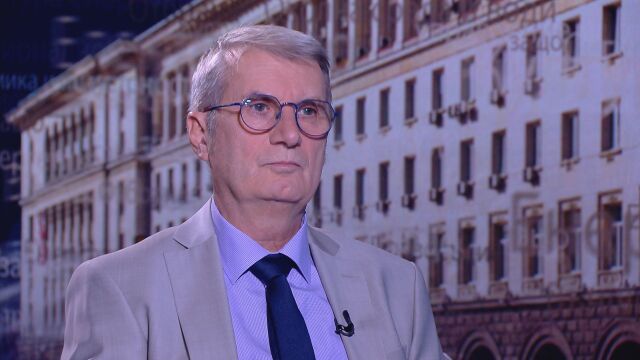 Министърът на здравеопазването проф д р Христо Хинков говори в Защо