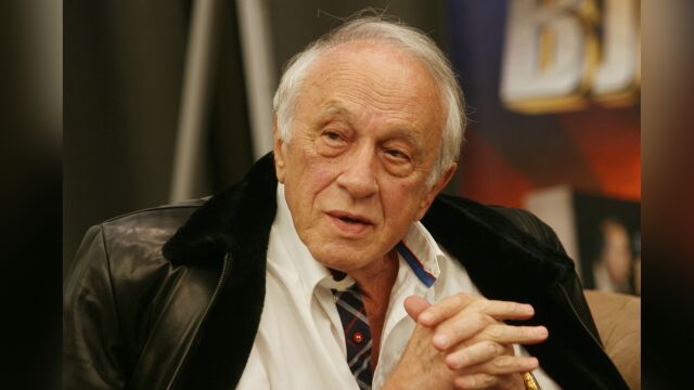 Почина журналистът и издател Тошо Тошев