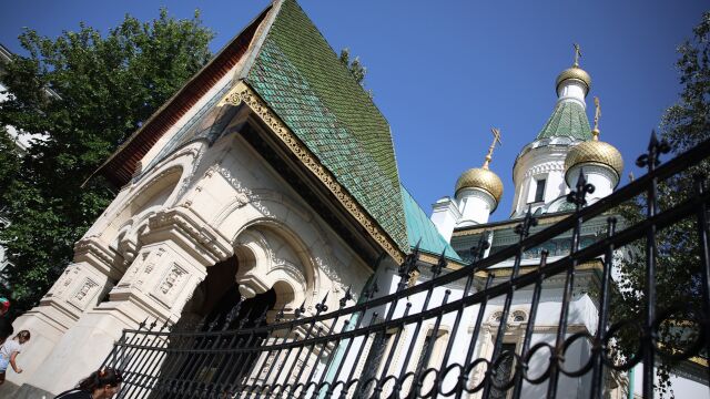 Москва ще назначи нов предстоятел, за да отвори Руската църква в София