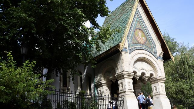 Руската църква в София отново отвори врати Храмът беше затворен
