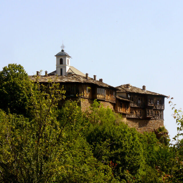 Гложенският манастир „Свети Георги” – място, близко до Богa