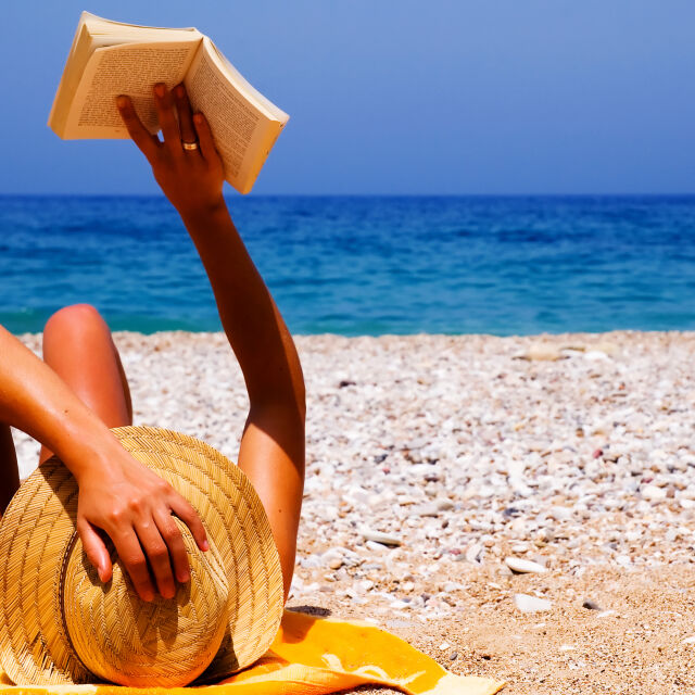 Най-подходящите книги за „плажа”