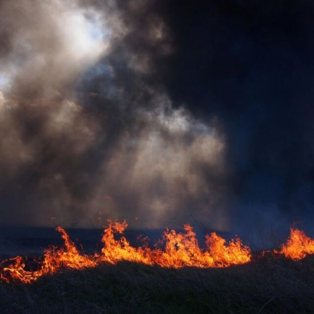 Нов пожар в Елховско - в село Вълча поляна има изгорели постройки