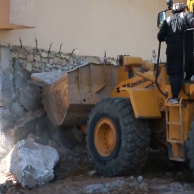 Булдозери на "Ислямска държава" сриват древния град Нимруд в Ирак (ВИДЕО)