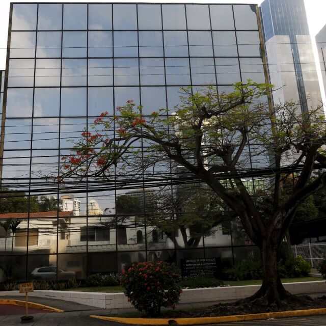 Панамската фирма "Мосак Фонсека": Никога не сме се занимавали с незаконни дейности 