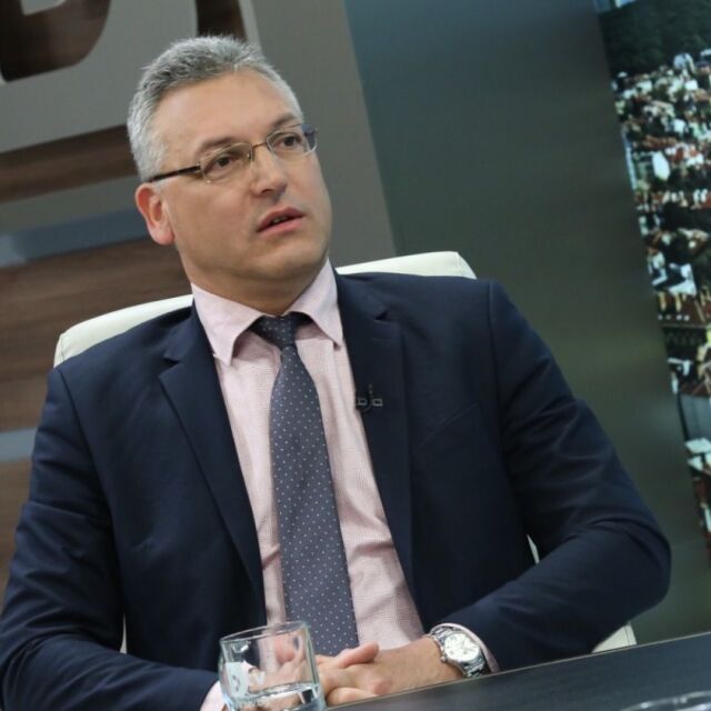 ГЕРБ искат оставката на Валери Жаблянов, БСП не го дават (ОБЗОР)