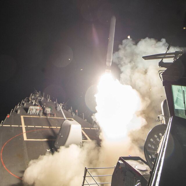 САЩ нанесоха въздушен удар по Сирия (СНИМКИ и ВИДЕО)