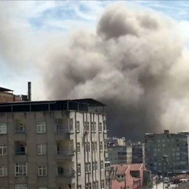 Мощен взрив рани четирима души в Диарбекир 