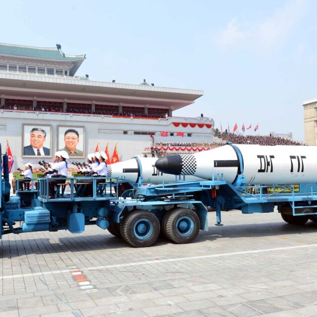 Северна Корея заплаши САЩ с „всеобща война“