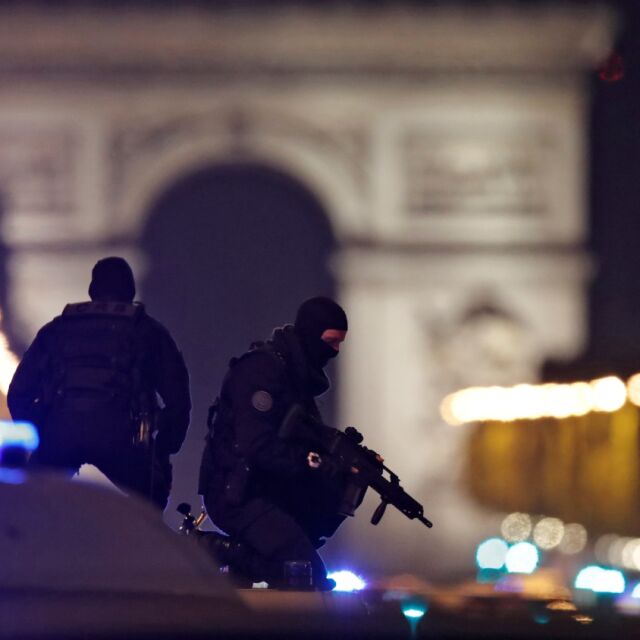 Нападателят от Париж – 39-годишен французин с много криминални прояви