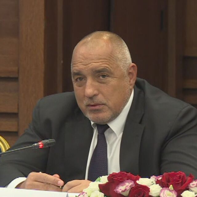 Бойко Борисов не подкрепя връщането на цигарите в заведенията