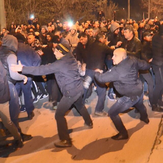 Напрежението в Габрово ескалира, изпращат жандармерия