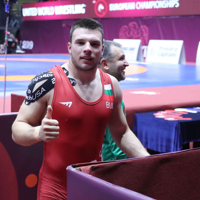Кирил Милов донесе първи медал за мъжката ни борба от европейското