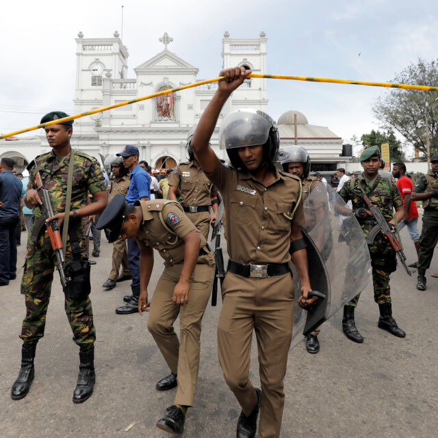 Седем души са арестувани за кървавите атентати в Шри Ланка (ОБЗОР)