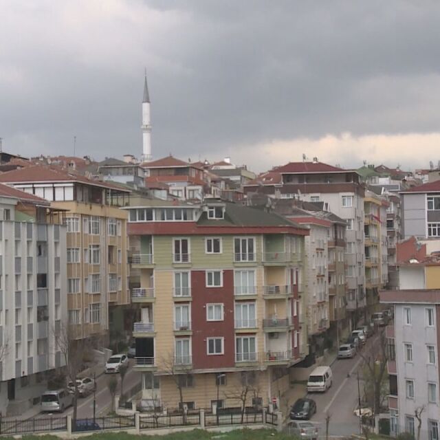 Заради пандемията: Властите в Турция забраняват да се излиза в неделя