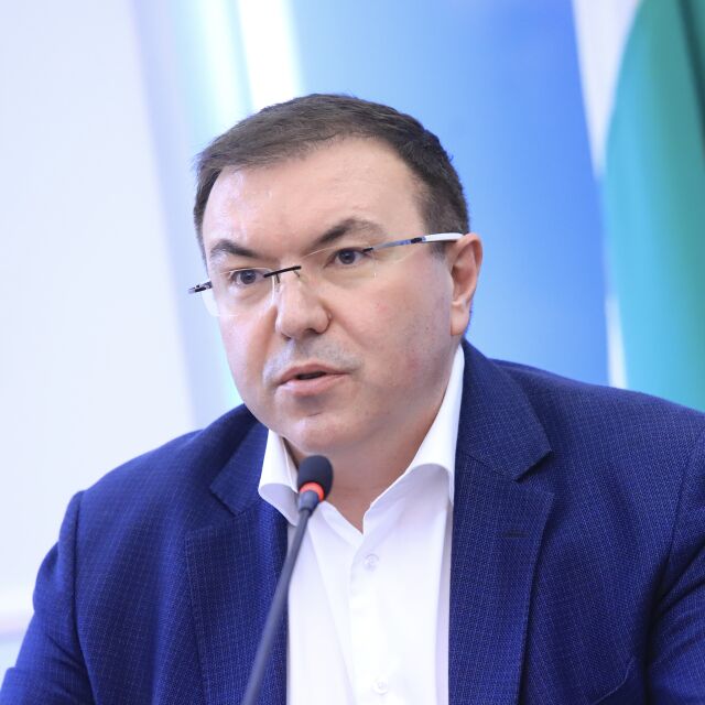 Здравната комисия изслушва Костадин Ангелов за COVID-19