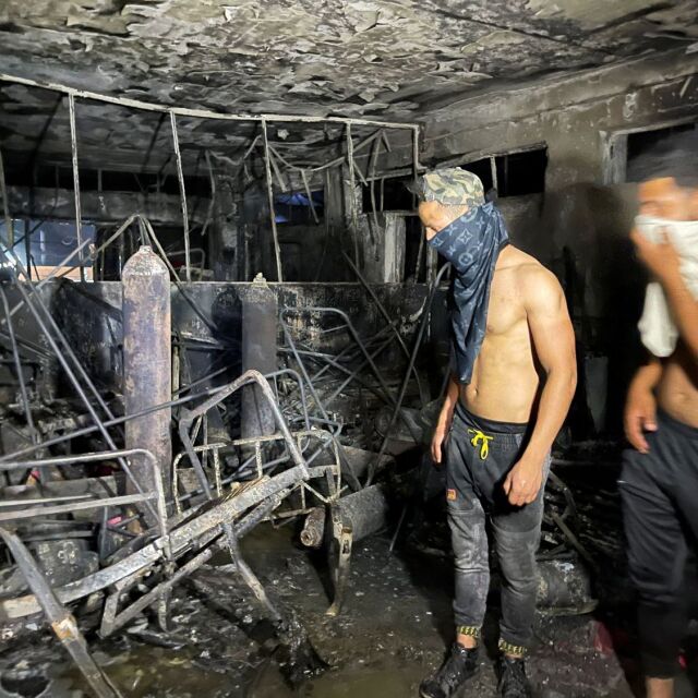 Най-малко 27 загинаха при пожар в болница в Ирак