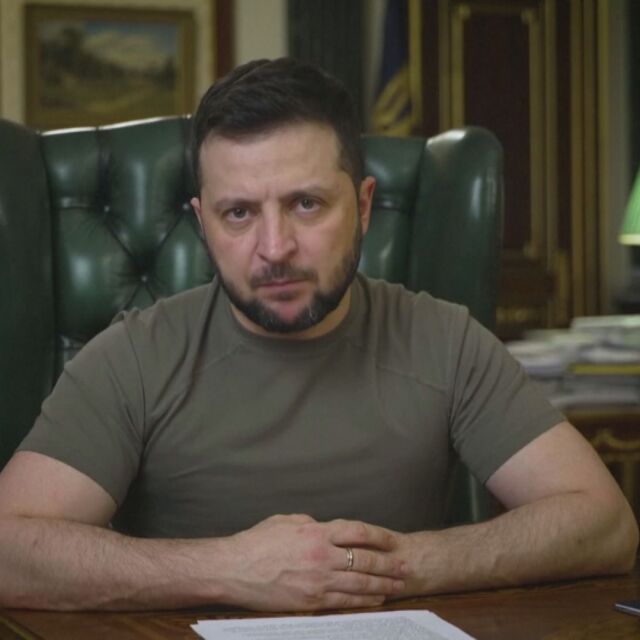  Зеленски обеща да си възвърне контрола над Южна Украйна