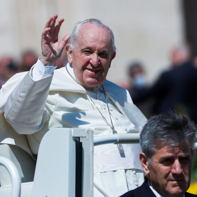 Папата призова лидерите да чуят гласа на народа за мир в Украйна 