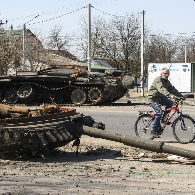 „Играчка на пружина“: Смъртоносната слабост на руските танкове