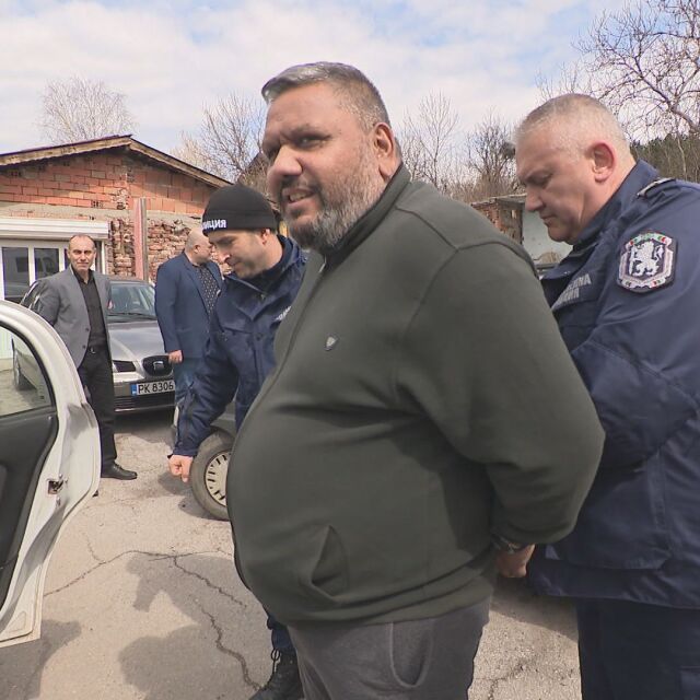 Ексклузивно: bTV засне ареста на пастор в Перник за търговия с вот