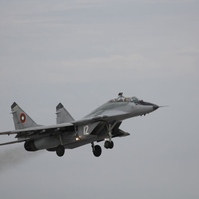 19,2 милиона лева: Oбявиха обществена поръчка за ремонт на шест двигателя за МиГ-29   