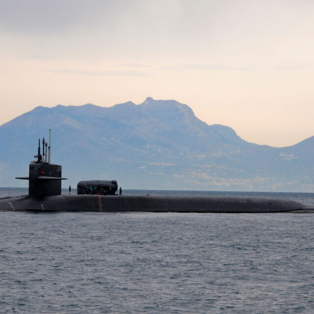 Американска ядрена подводница патрулира край Близкия изток