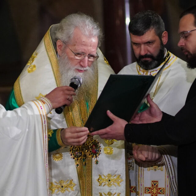 Патриарх Неофит оглави празничната литургия за Цветница в „Св. Александър Невски“ (СНИМКИ)