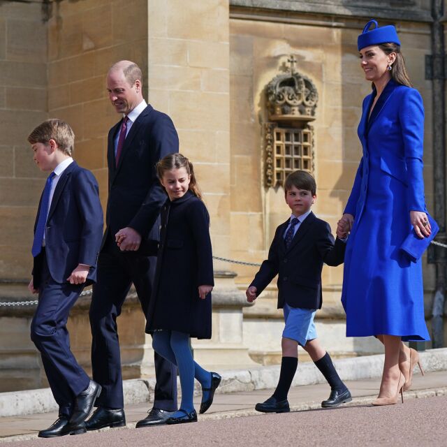 Всички в синьо, а принц Луи с къси панталони – кралският Великден