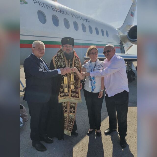 Българската делегация първа ще вземе Благодатния огън от храма на Божи гроб