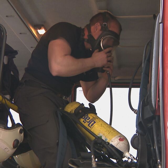 Работният ден на спешните екипи: bTV заедно с пожарникарите