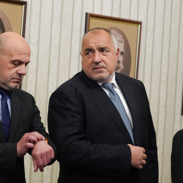 Борисов след срещата с Радев: Имаме още няколко дни преди да ни връчат мандата