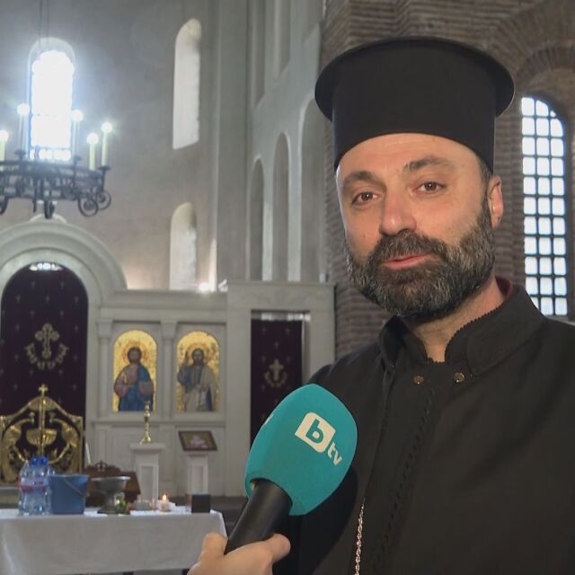 Отец Лъчезар: Много чудеса са се случвали след преклонение на мощите на св. Георги