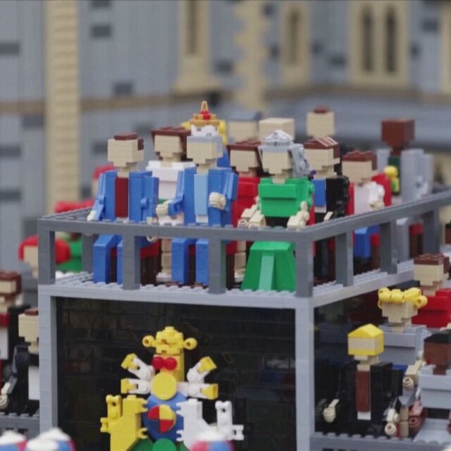 Коронацията на Чарлз III… но от лего: Хиляди блокчета пресъздават сцената (ВИДЕО)