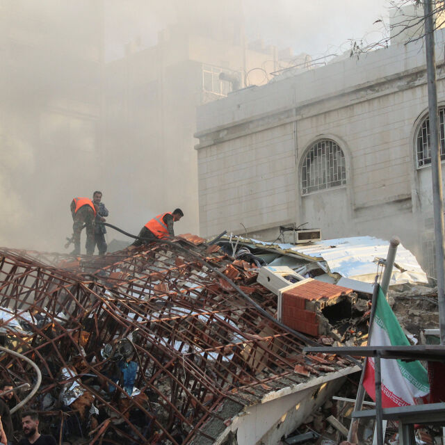 Израел бомбардира консулството на Иран в Сирия, Техеран обеща „суров“ отговор