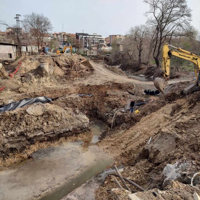 След потопа в Царево: Кога ще бъде готов разрушеният мост, който отне 4 живота?