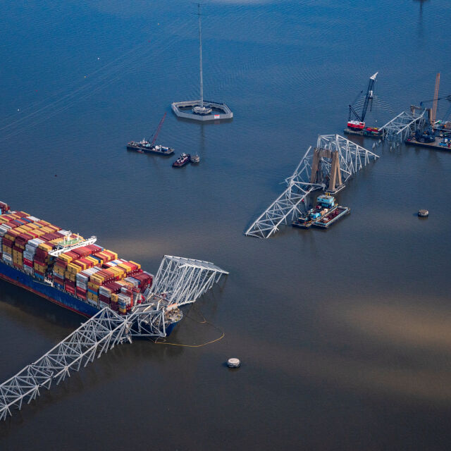 Кадри от дрон: Как изглежда мостът в Балтимор 10 дни след срутването (ВИДЕО И СНИМКИ)