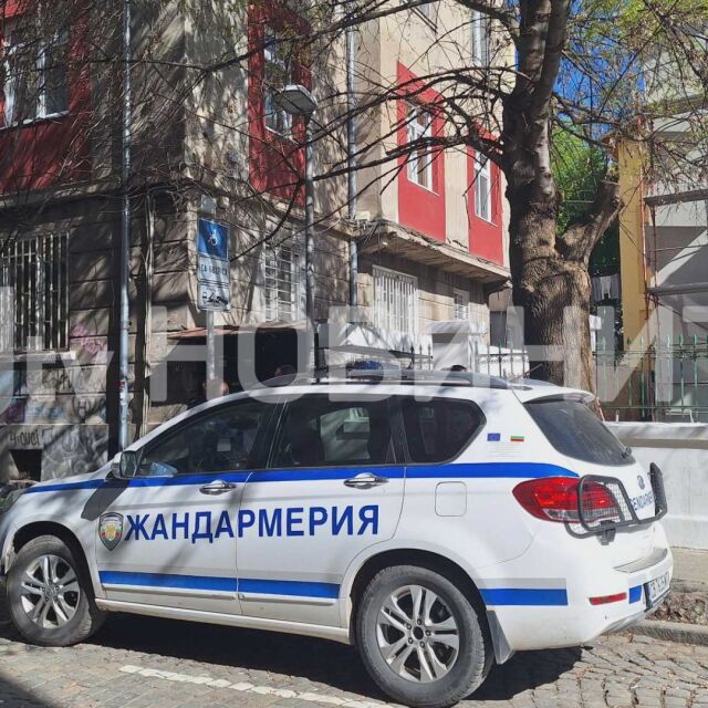 Полиция и жандармерия проверяват офиси на Настимир Ананиев (ВИДЕО и СНИМКИ)